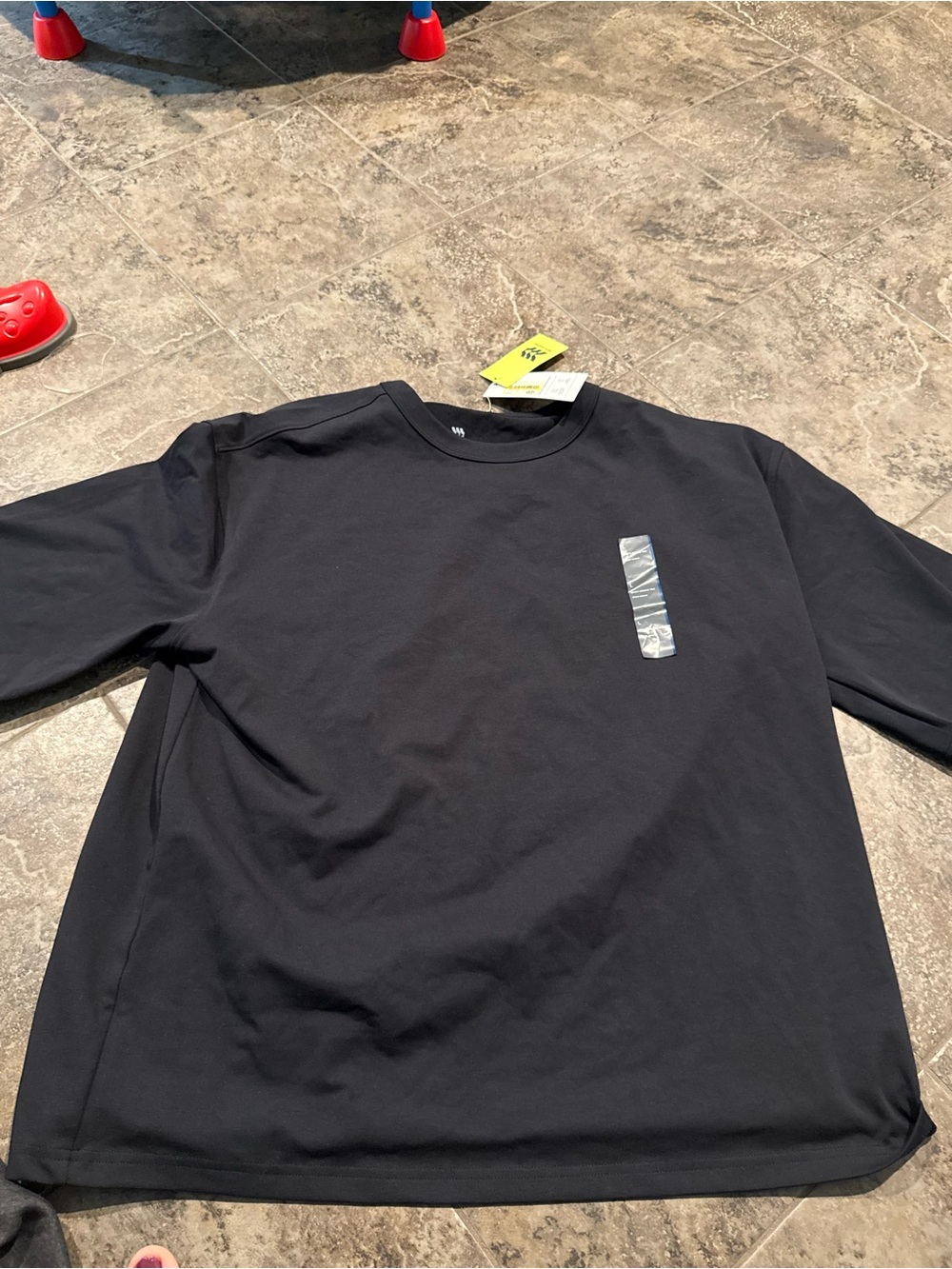 Men's Black all in motion short sleeve tee